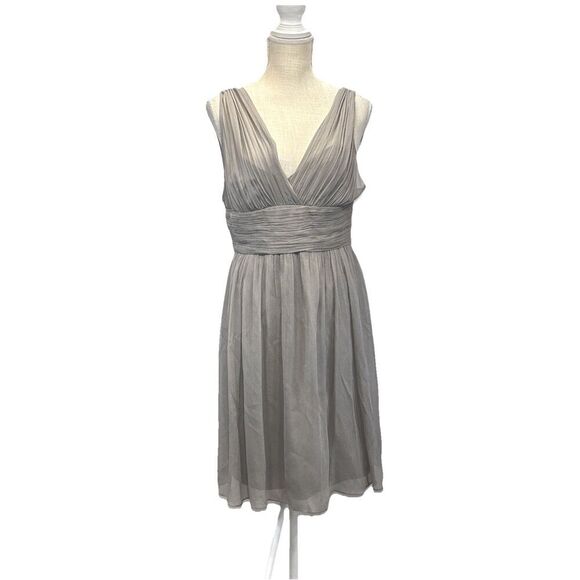 J. Crew  Heidi Dress Silk Chiffon Graphite Gray Pleated Size 8 Cocktail Lined - Picture 2 of 10